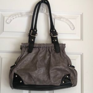 Kathy Van Zeeland black patent  and shimmery grey cloth purse